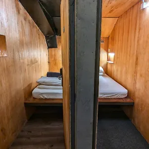 Mingle Highstreet Hostel